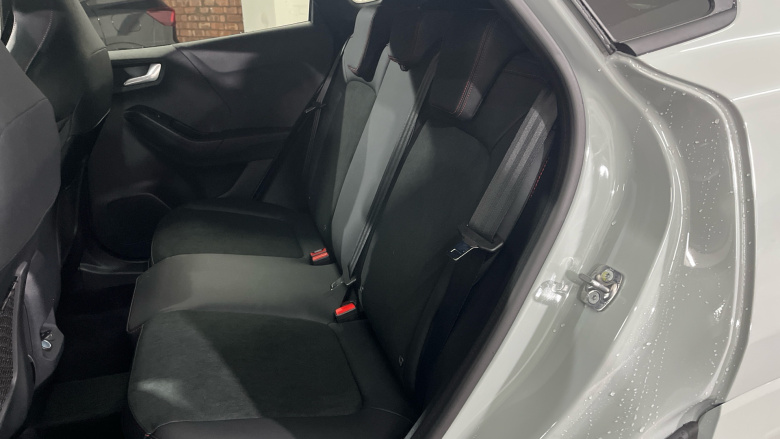 Ford Puma ST 1.0 EcoBoost Hybrid mHEV ST 5dr DCT Petrol Hatchback